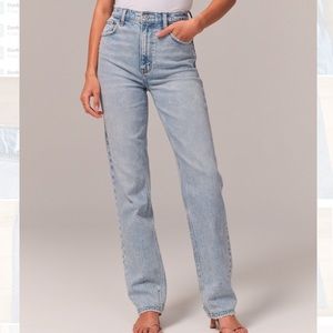 Abercrombie 90's Straight Ultra High Rise Jeans